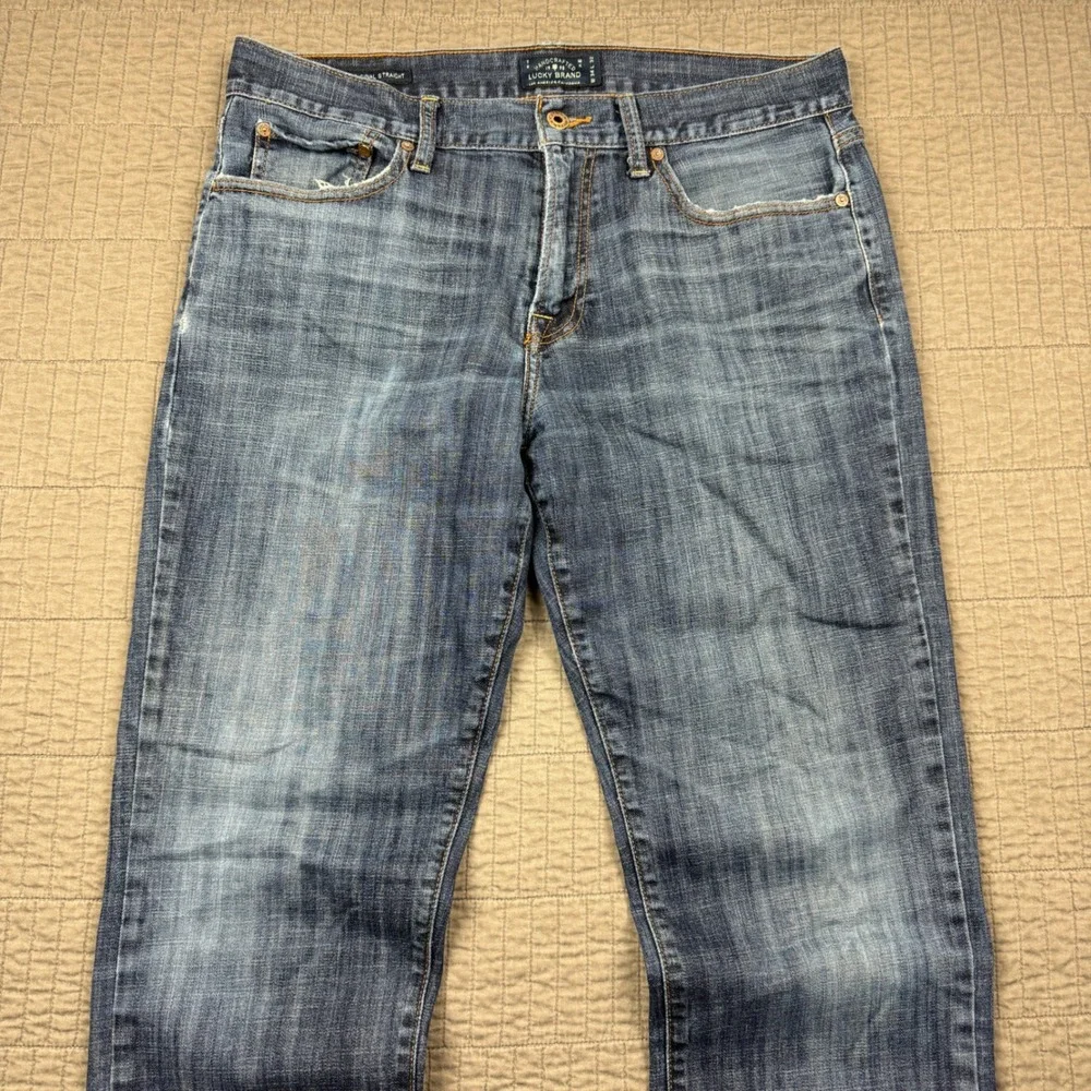 Lucky Brand 221 Original Straight Jeans Men 34x32 (36x32) Medium Wash Distressed